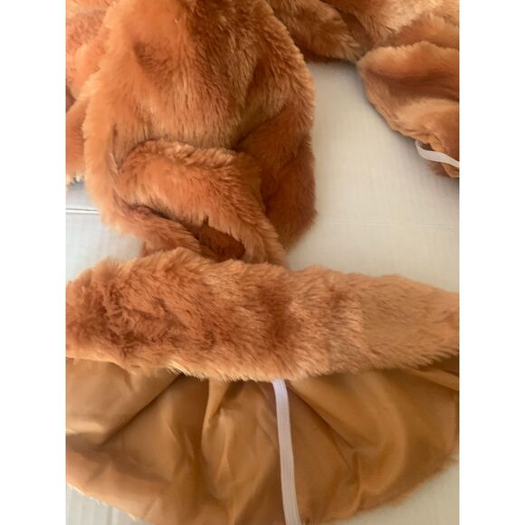 Adult Lion Costume for Men - Picture 7 of 8